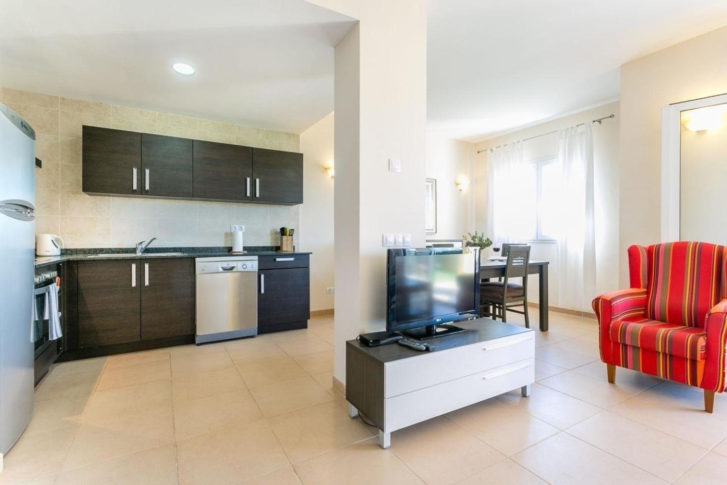Apartment Strandnahes, Modernes Reihenhaus Mit Pool *