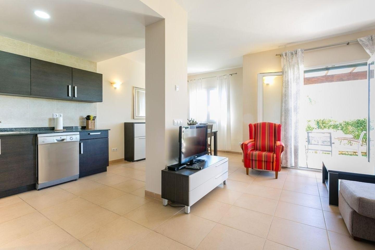 Strandnahes, Modernes Reihenhaus Mit Pool Sa Ràpita