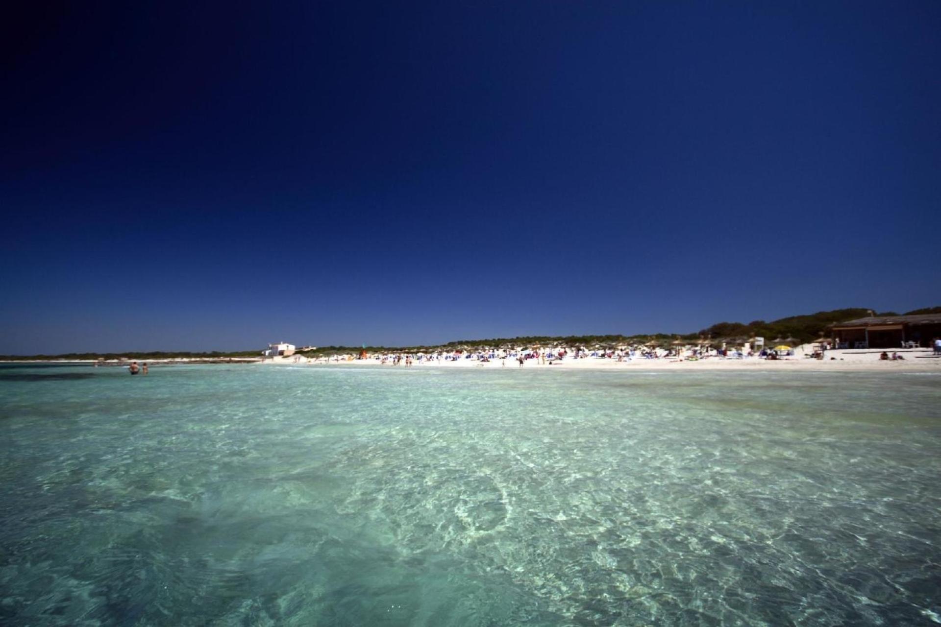 Apartment Strandnahes, Modernes Reihenhaus Mit Pool Sa Ràpita