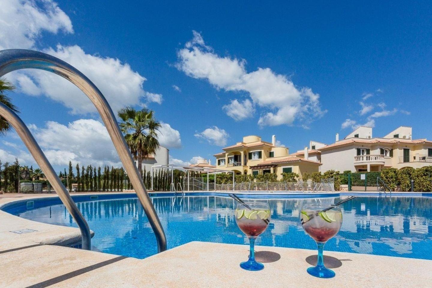 Apartment Strandnahes, Modernes Reihenhaus Mit Pool *